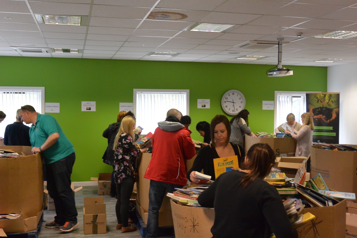 Better World Books UK Donates 37,000 Books to Teachers & Educators