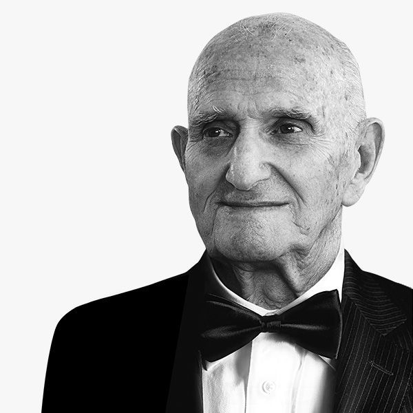 Beauty Influencer de Farmasi Carey Cosmetics todo lo que buscas en