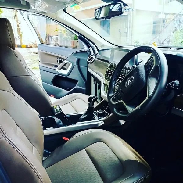 DoorStep Complete Car Cleaning in Mysore