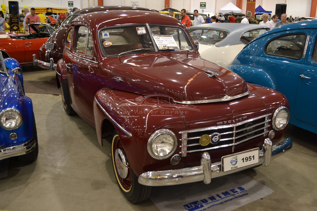 Volvo PV-444 - 1951