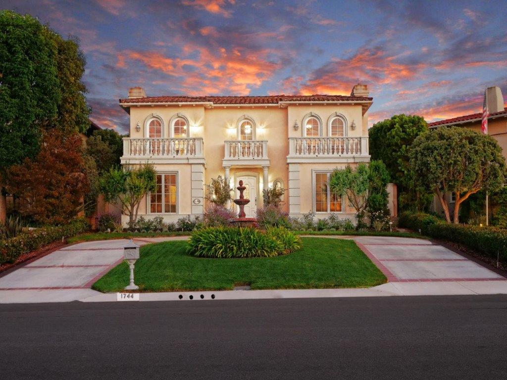 Cari & Britt JUST LISTED 1744 Paseo Del Mar, Palos Verdes Estates