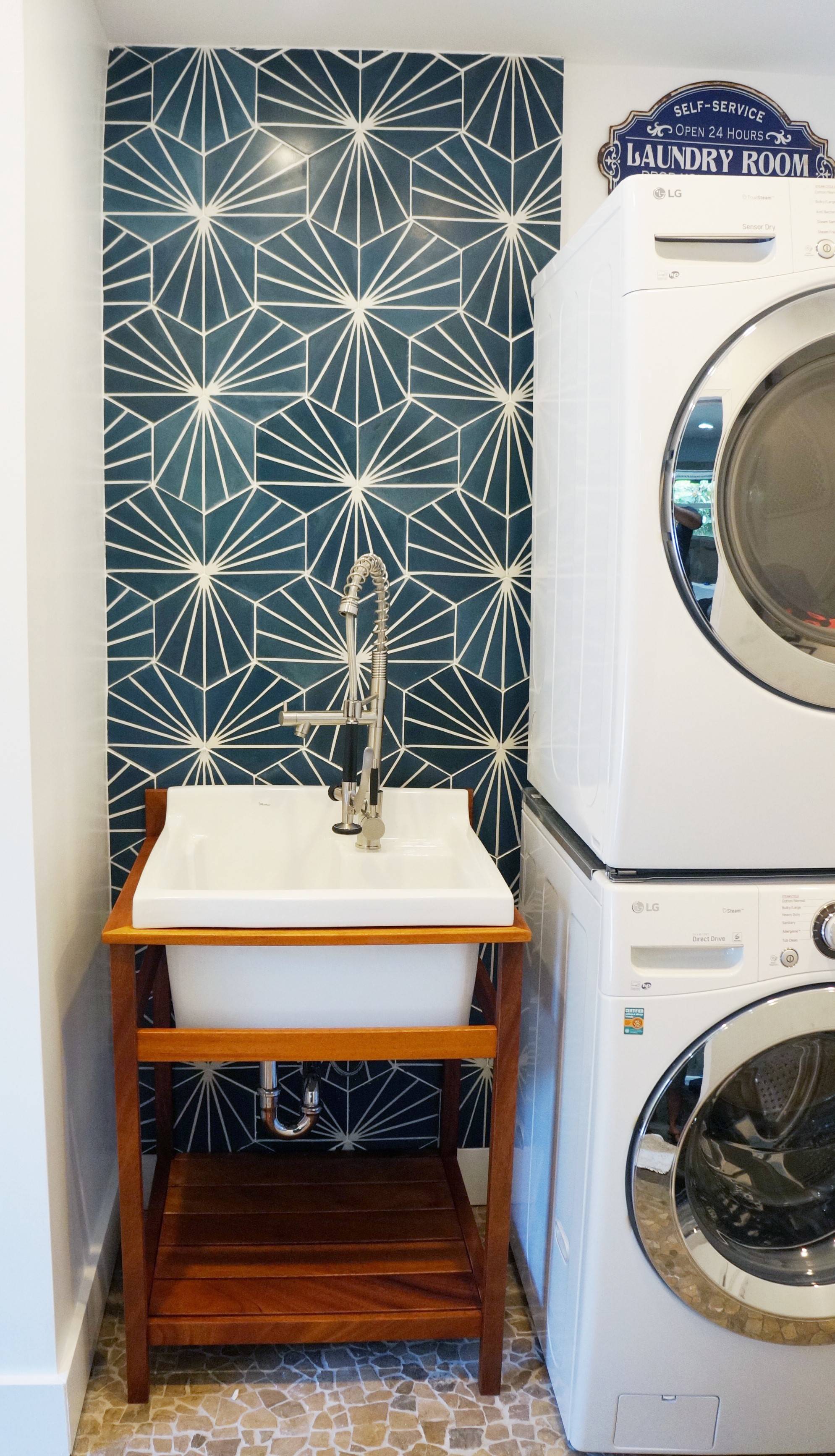 Laundry Tub Vanity Room