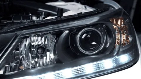 Daytime Running Lights vs. Headlights: Differences, Safety