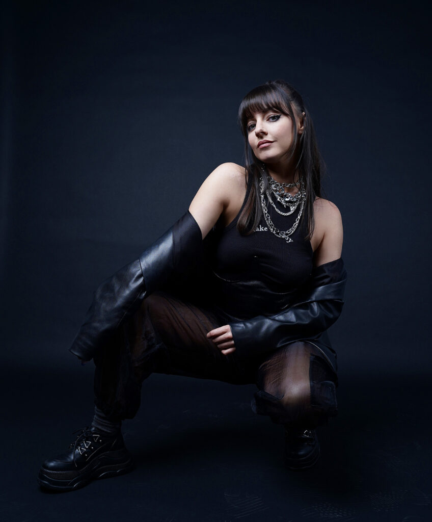 Carly Burns Singer/Songwriter Musical Theatre & Vocal Coach