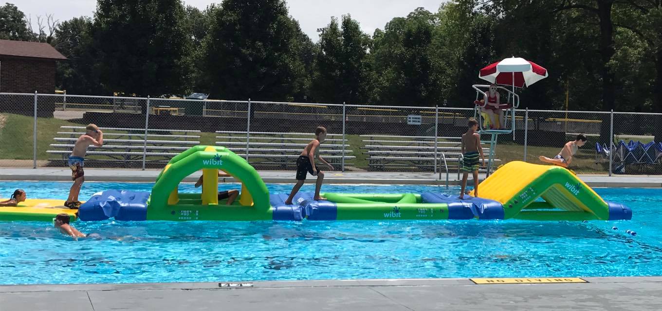 Public Pools The City of Carlyle, Illinois Carlyle Lake, Illinois