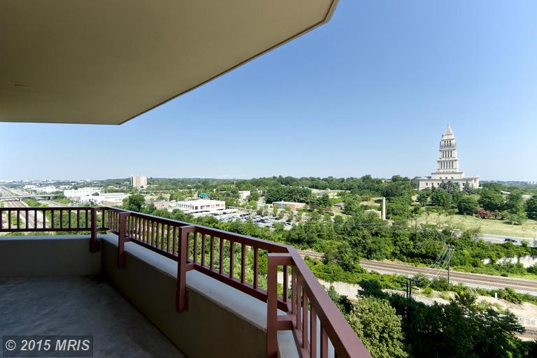 Home for Sale at 2151 Jamieson Ave at Carlyle Towers Condominiums in