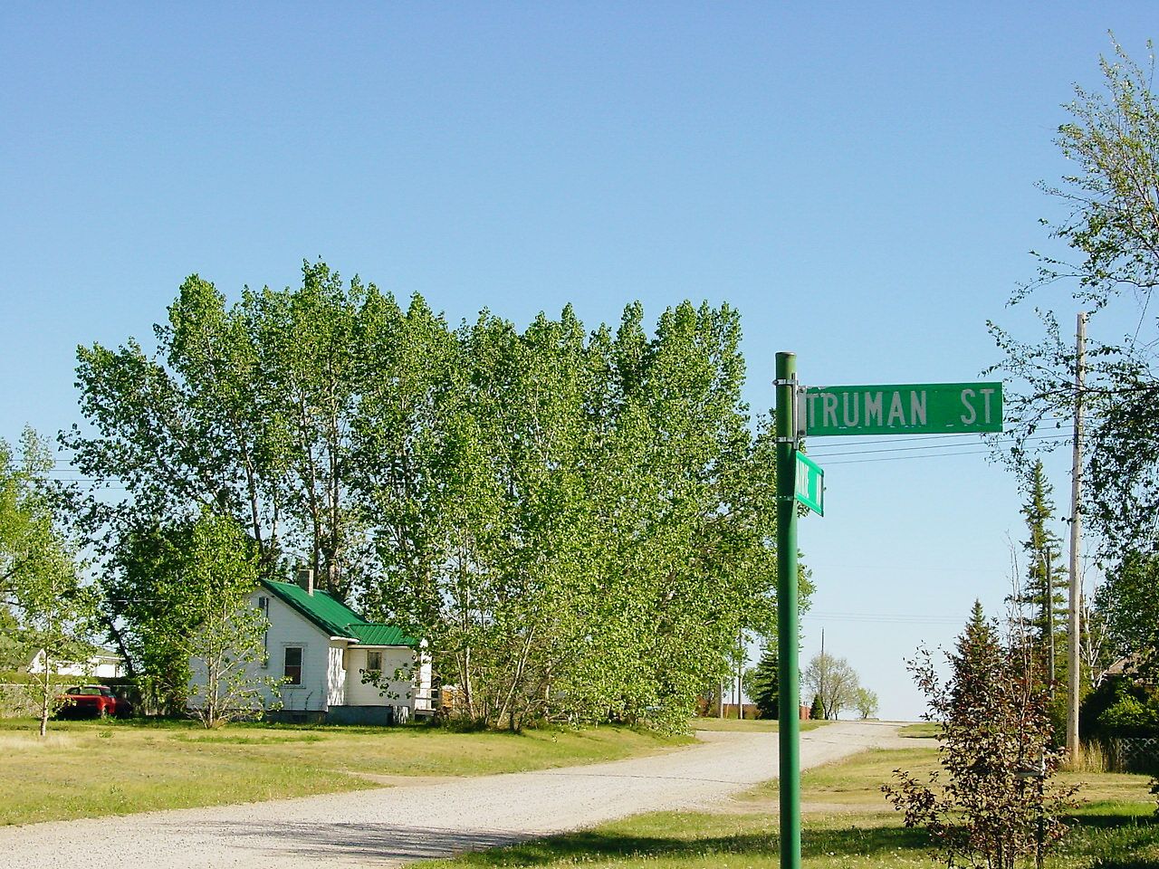 Around Carmangay Village of Carmangay