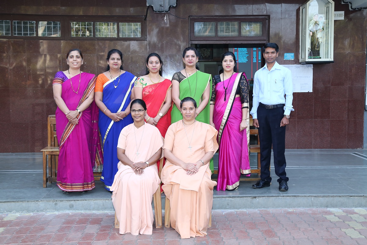 Faculty & Staff Carmel Convent High School