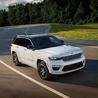 Jeep Cherokee 2023 Price In UAE, Reviews And Specifications | Carmoru