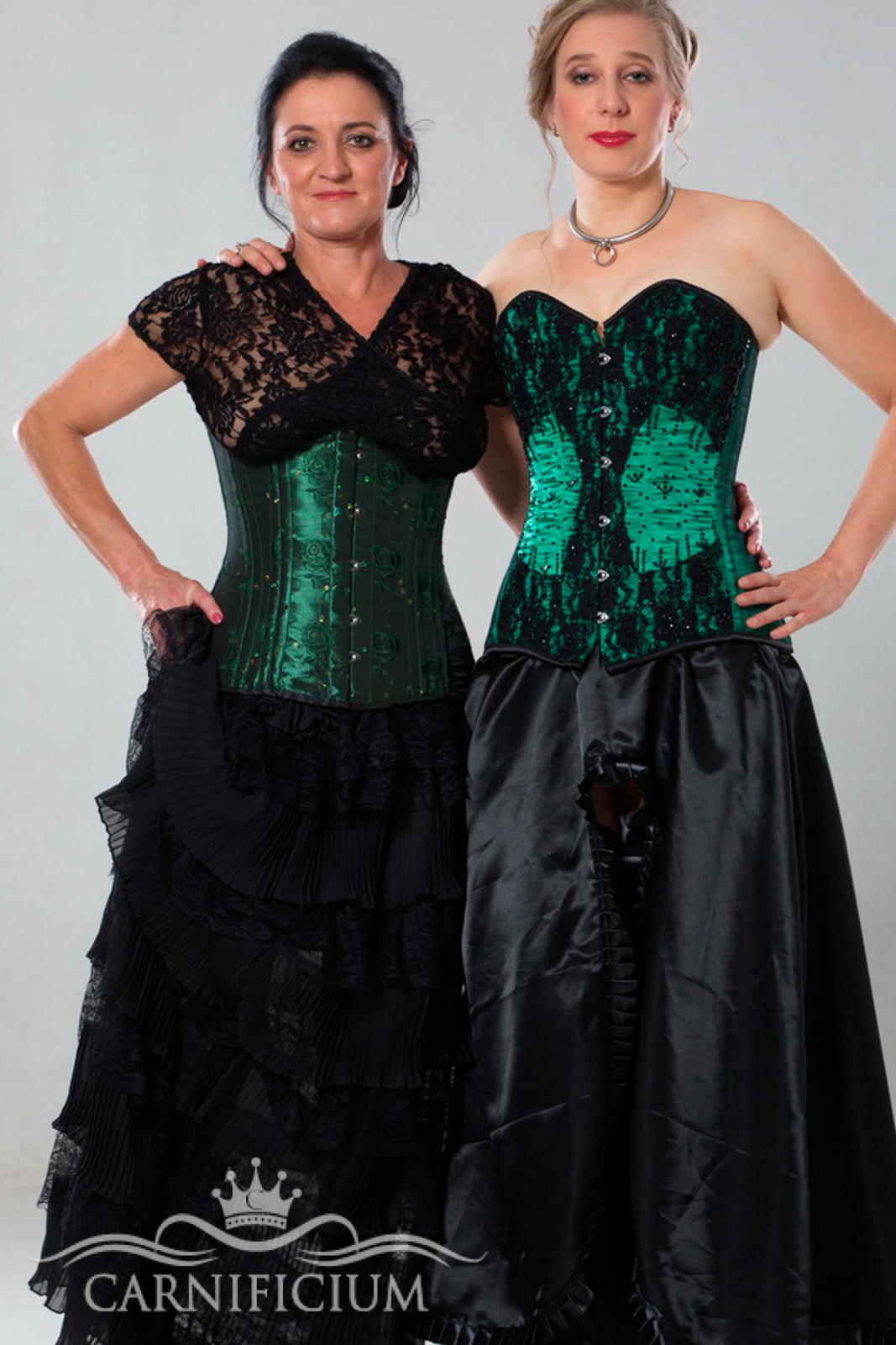ORock Satin Rüschen schwarz carnificium extravagante Boutique