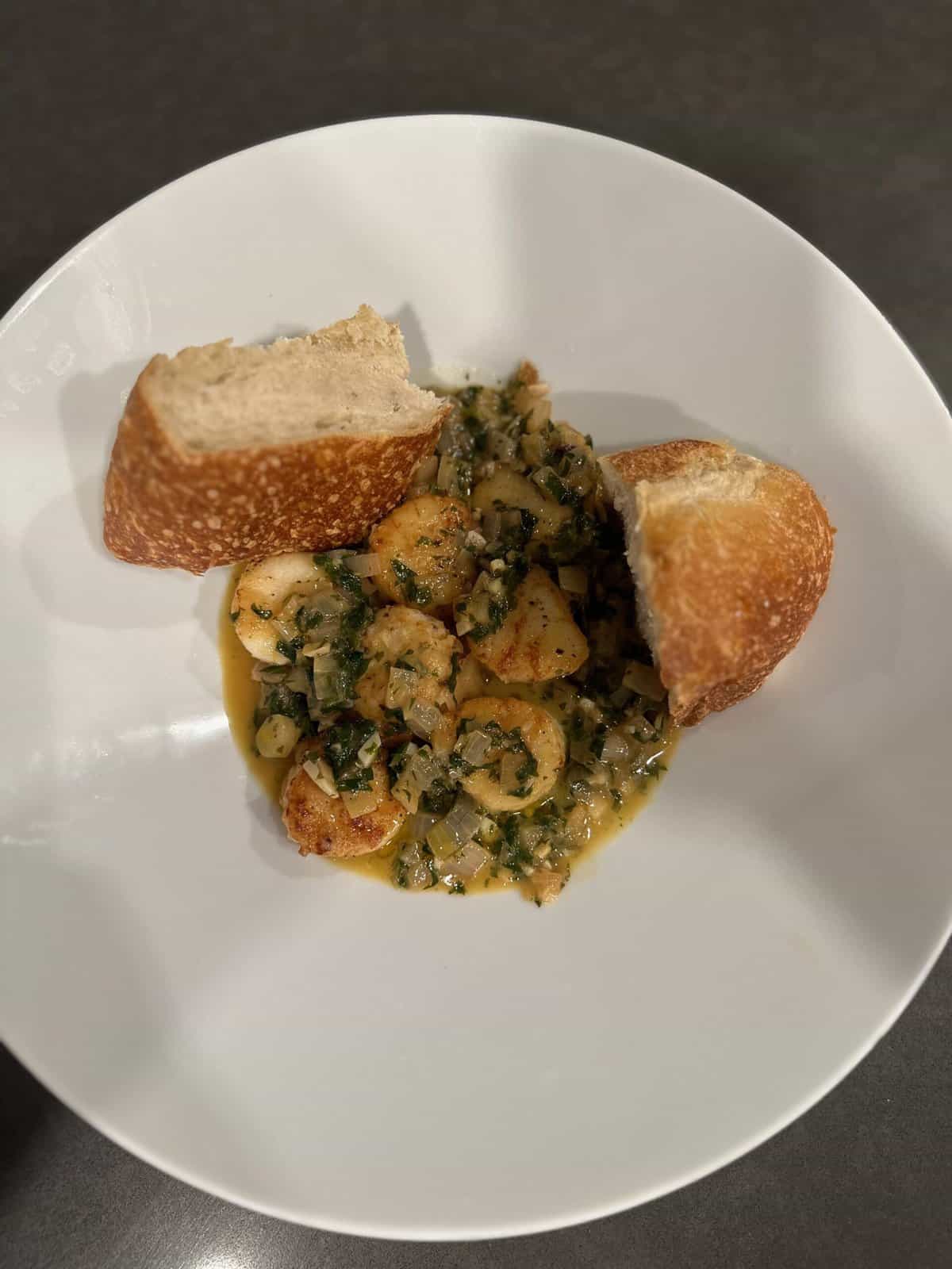 Seared Scallops with White Wine Pan Sauce Carol Bee Cooks