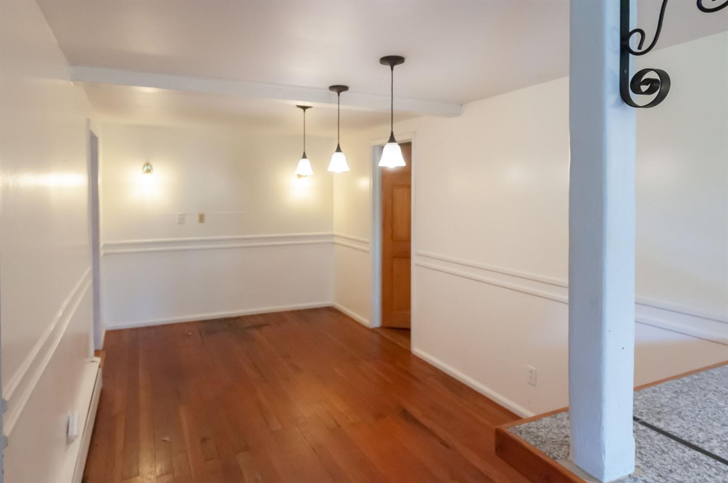 18 Oakcrest Road Carol Bushberg Real Estate