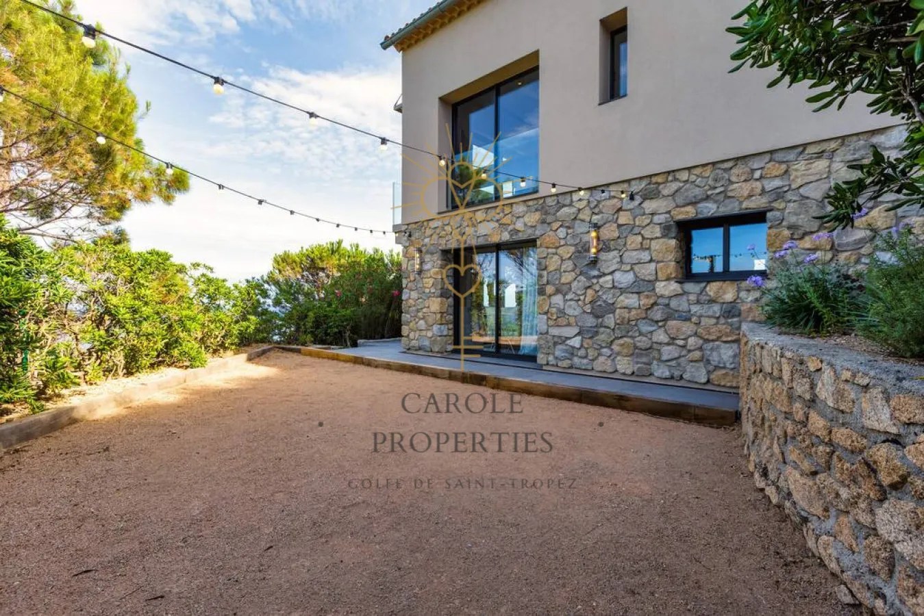 Cap Taillat Carole Properties