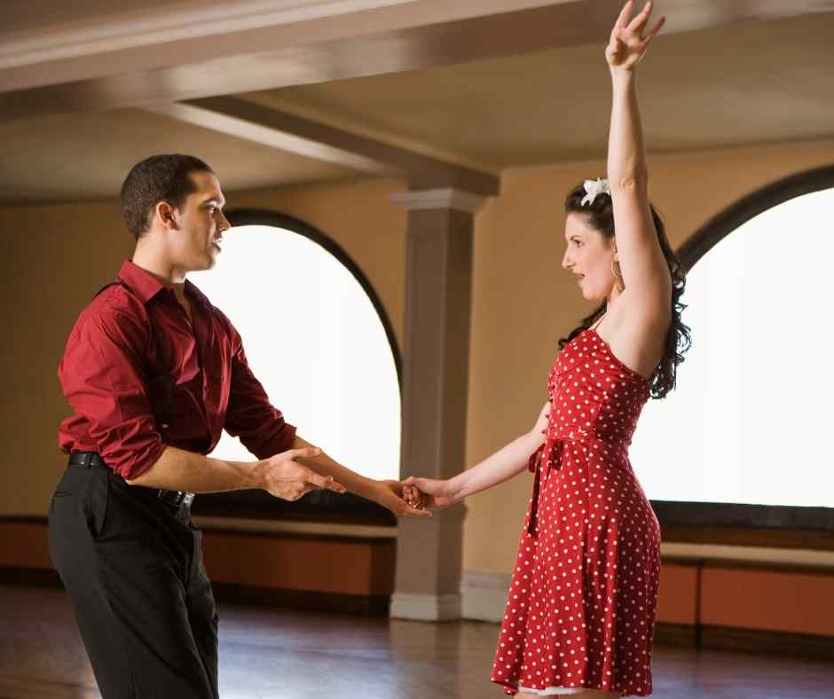 How are The West Coast and East Coast Swing Dance Different?