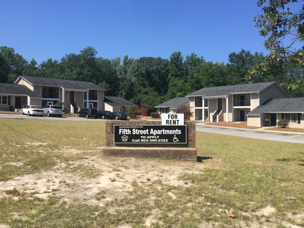 FIRST FLOOR APARTMENT FOR RENT Swansea The Carolina Trader