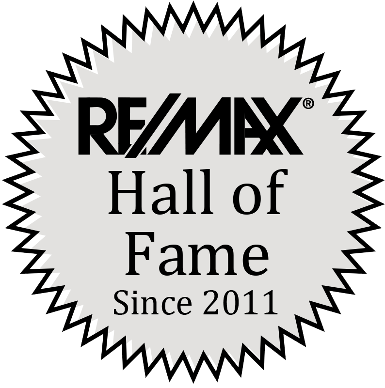 About Caroline ‣ Real Estate in Oakville, Burlington, Milton, Mississauga