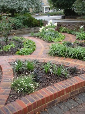 Art Deco Front Garden Design