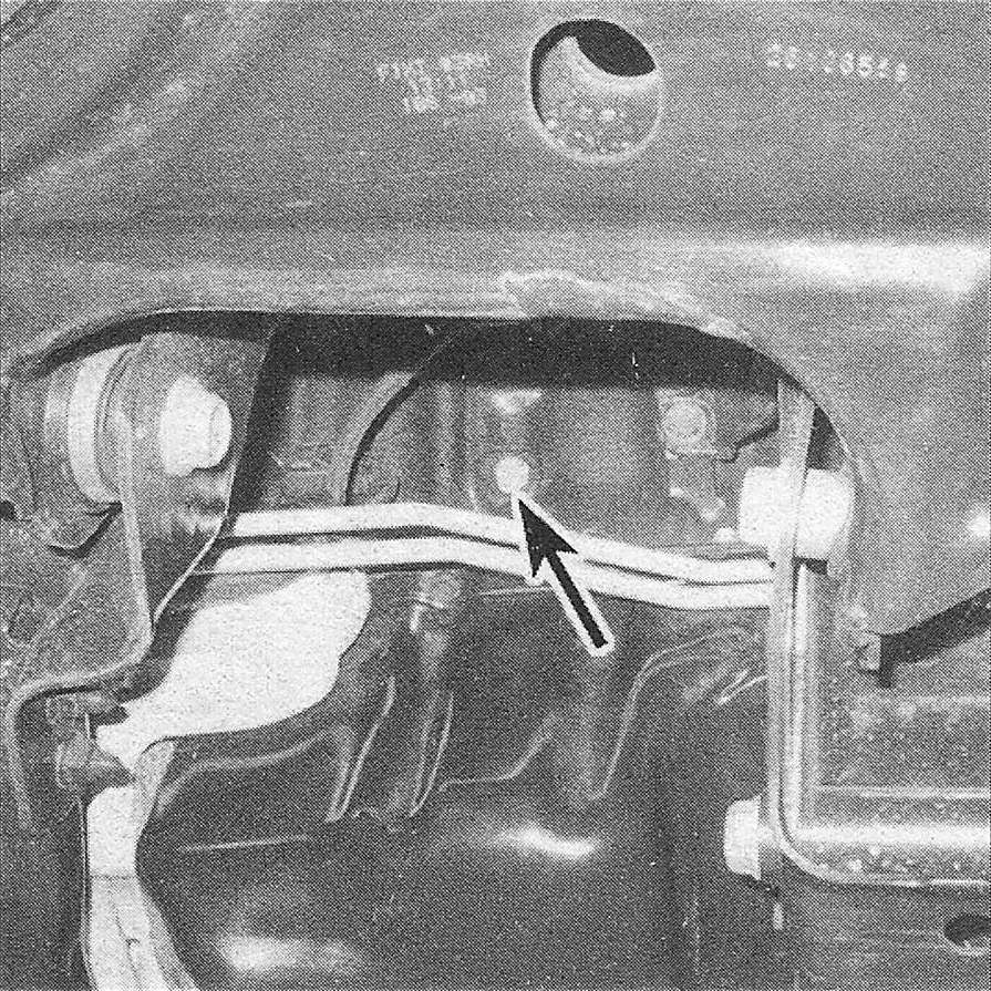 Dodge RAM Trucks Cooling system servicing (draining, flushing and