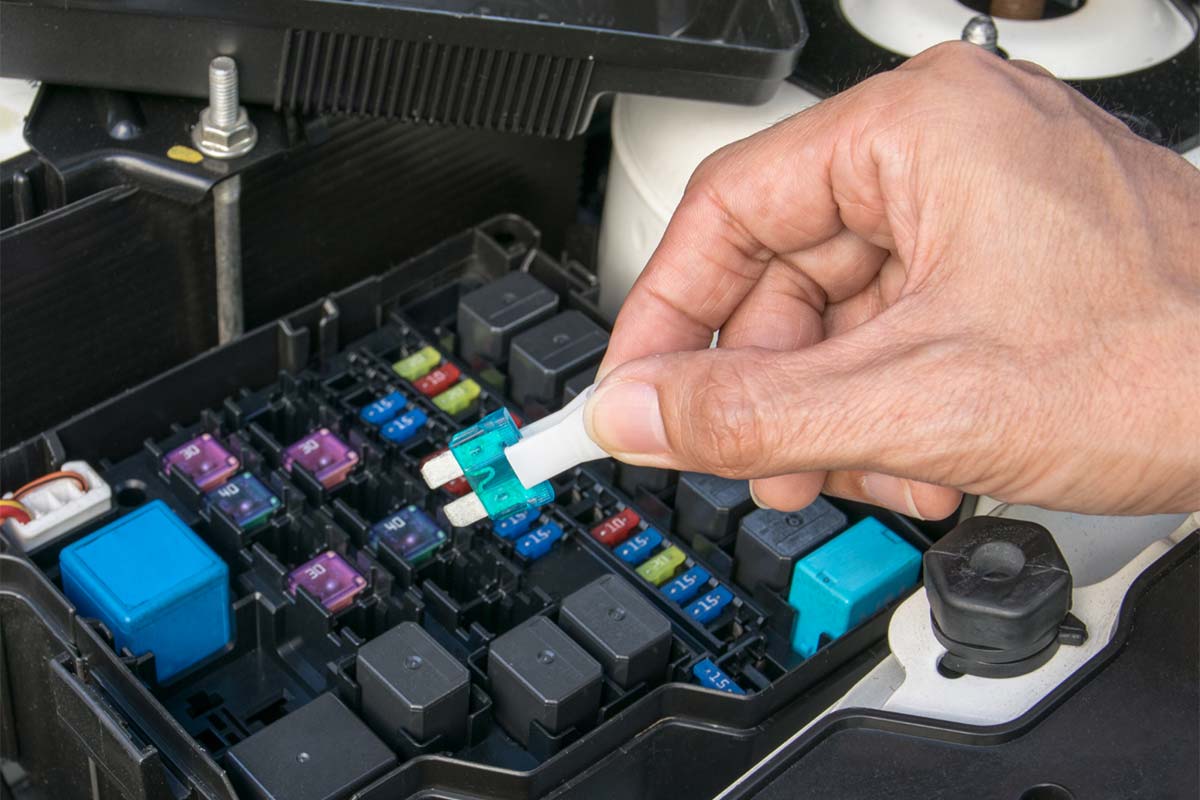 Locating & Fixing Blown Fuses in a Car Car Part