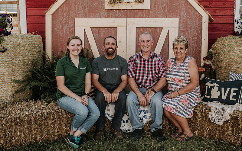 Carpenter Farms Greenhouse Pumpkins Corn Maize Adrian MI