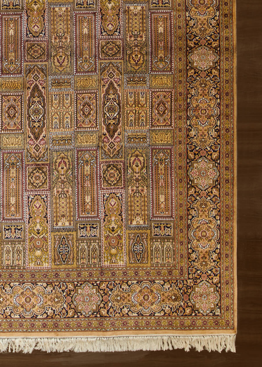 Silk Carpet for Dining Room from Carpets of Kashmir; Mumbai
