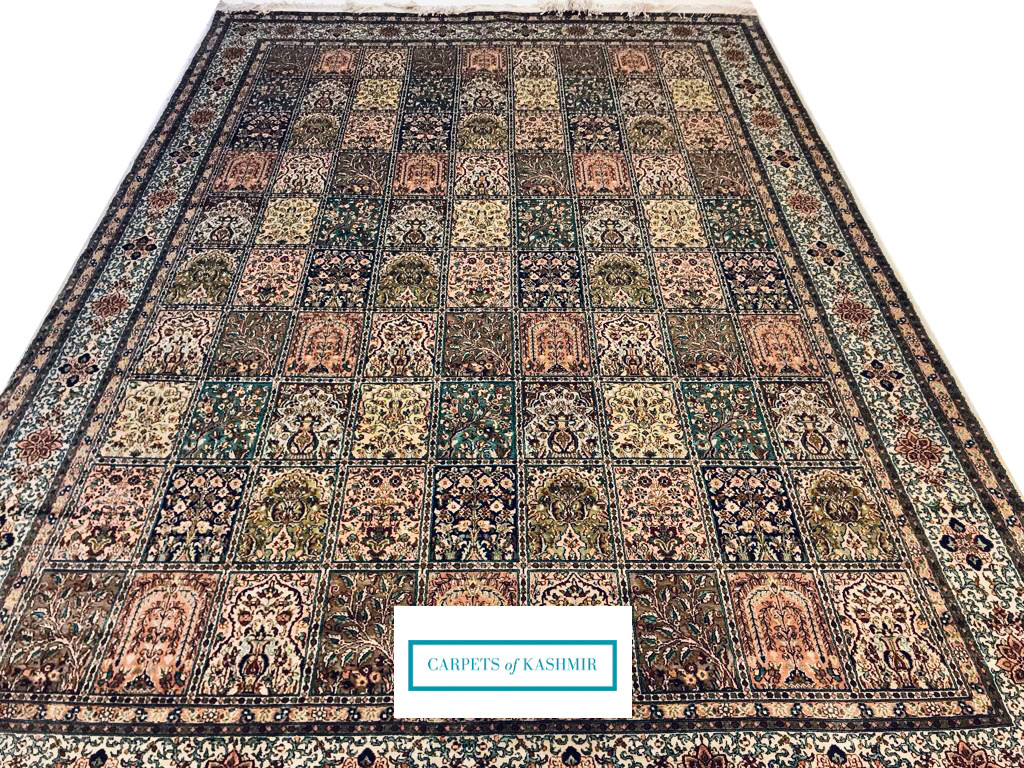 Multicolour oriental rug size 10 by 7 for living and dinng rooms
