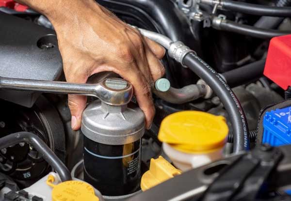 Car Smells Like Burning Oil After Oil Change - ( Causes And Fixes )