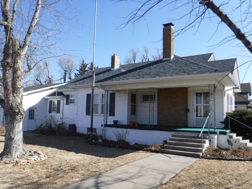 524 WEST 8TH, LARNED, KS Carr Auction & Real Estate