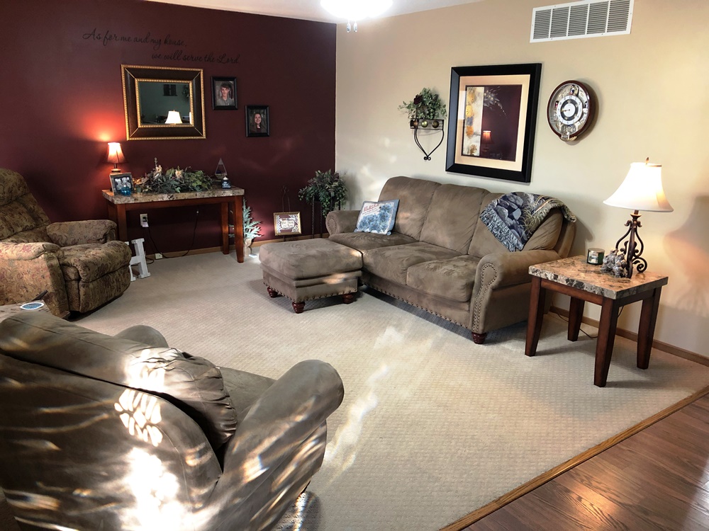 2050 Q Road, Larned, KS Carr Auction & Real Estate