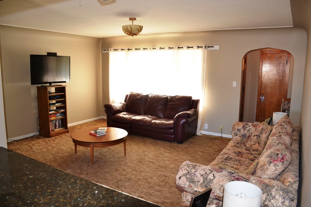 111 Atwood Ave., Kinsley, KS Carr Auction & Real Estate