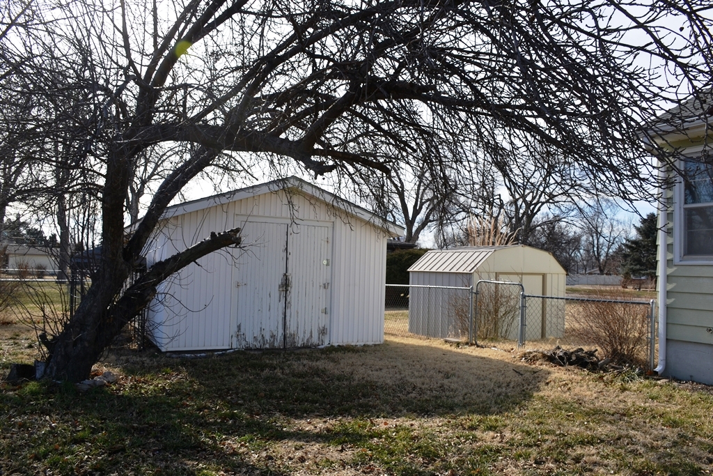 111 Atwood Ave., Kinsley, KS Carr Auction & Real Estate