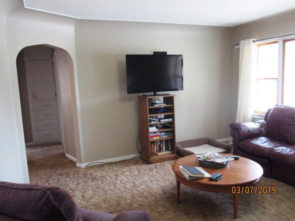 111 Atwood Ave., Kinsley, KS Carr Auction & Real Estate