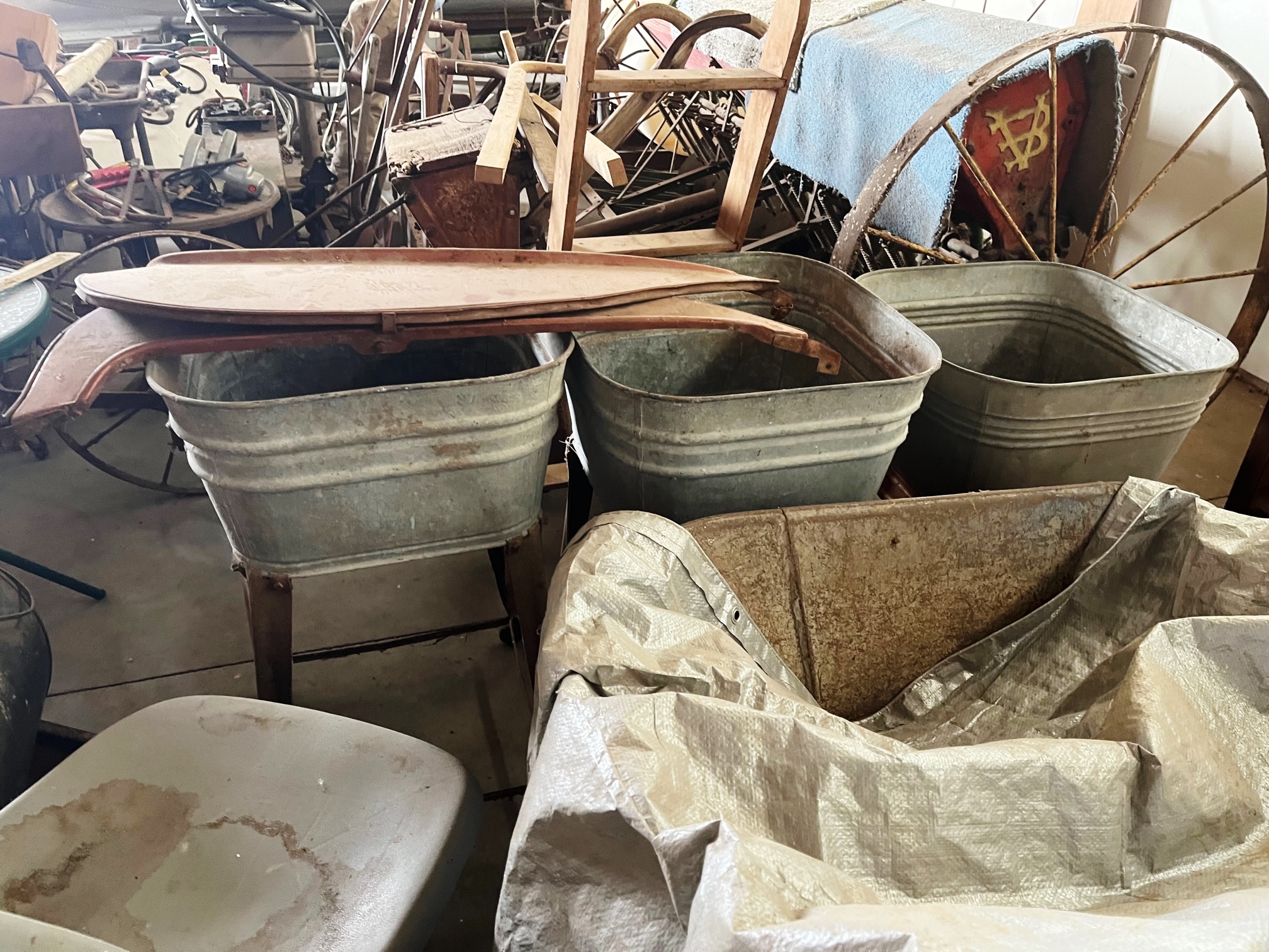 image014 Carr Auction & Real Estate