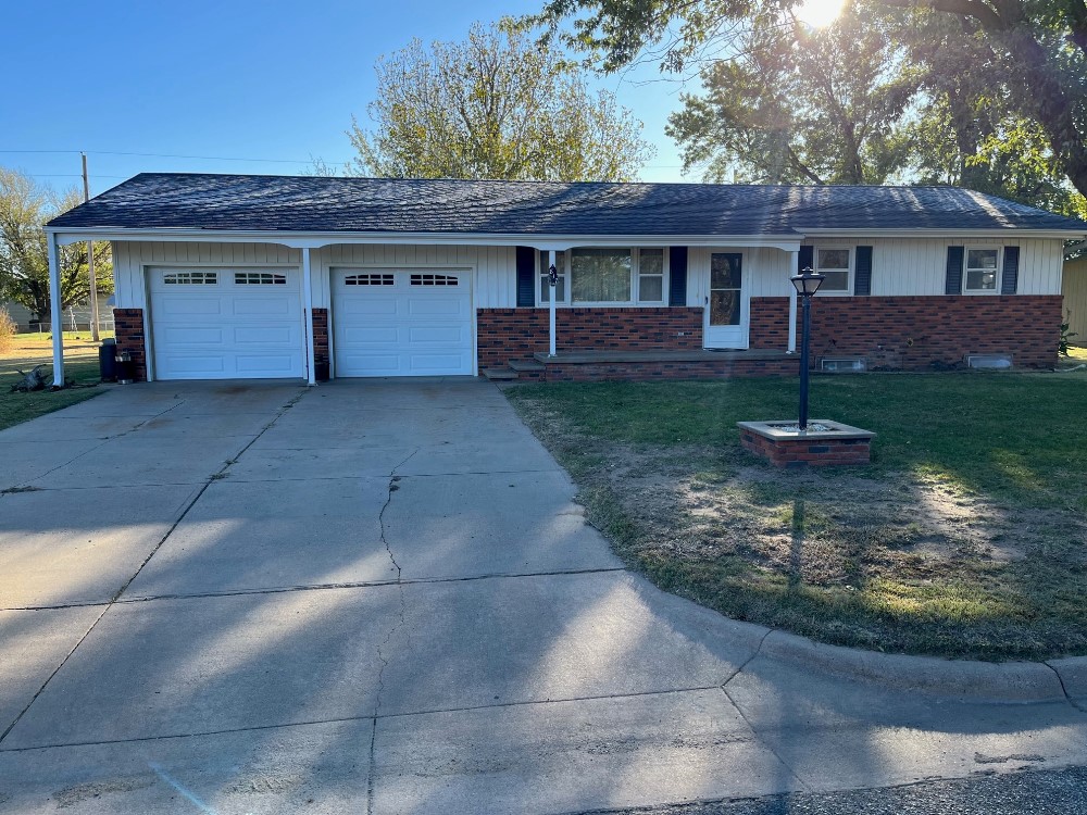 817 N. Pearl, St. John Carr Auction & Real Estate