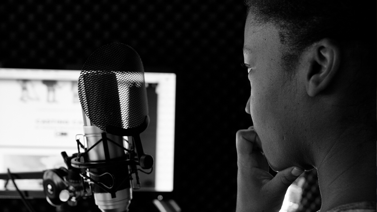 How To Get Started in Voice Over: A Comprehensive Guide