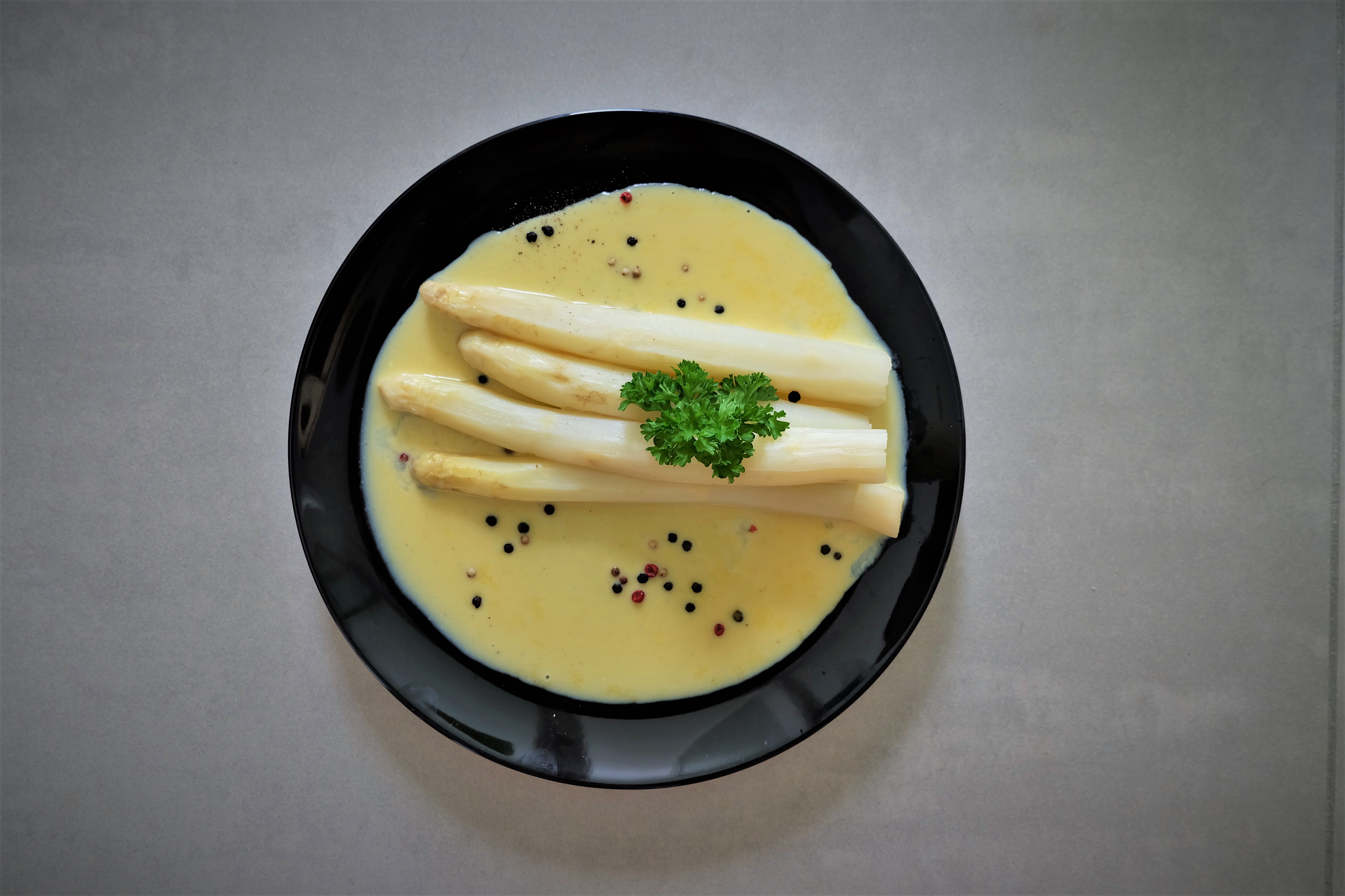 Everything you need to know about white asparagus and the best ways to