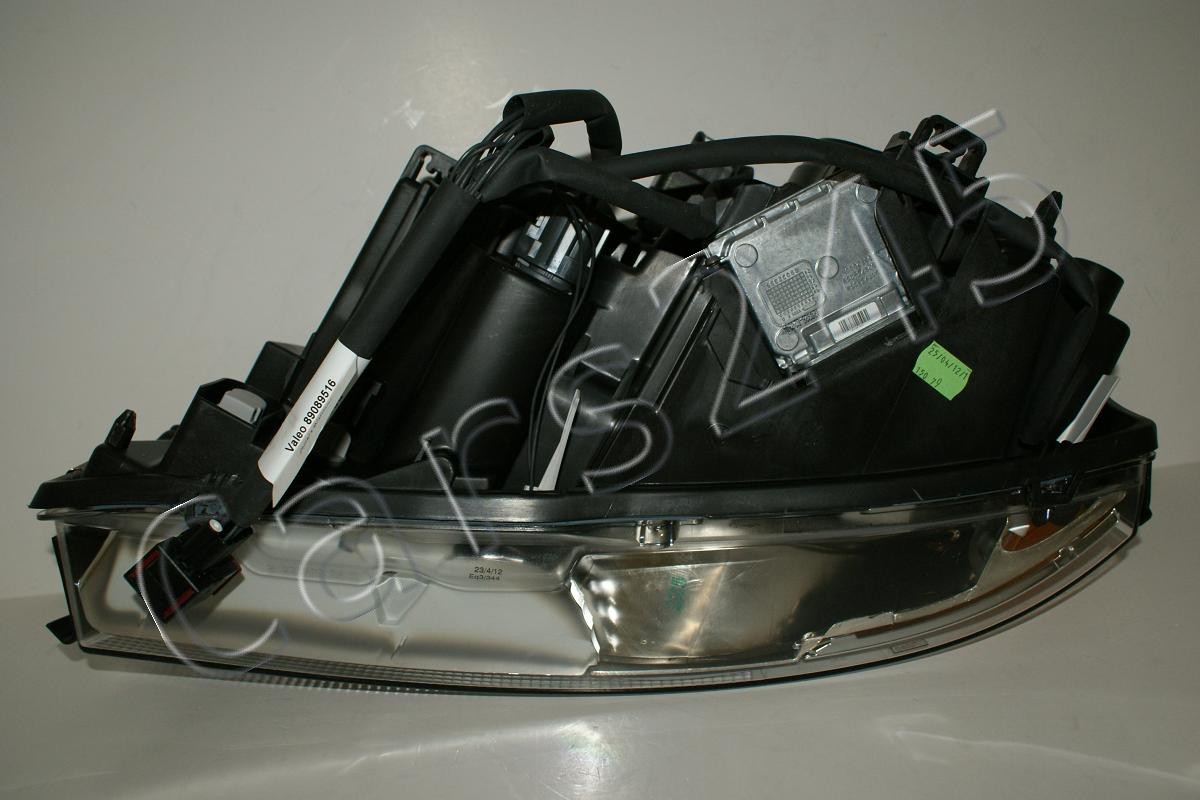 2010 Volvo XC90 DBL Bi Xenon Headlight Front Lamp with Curve light