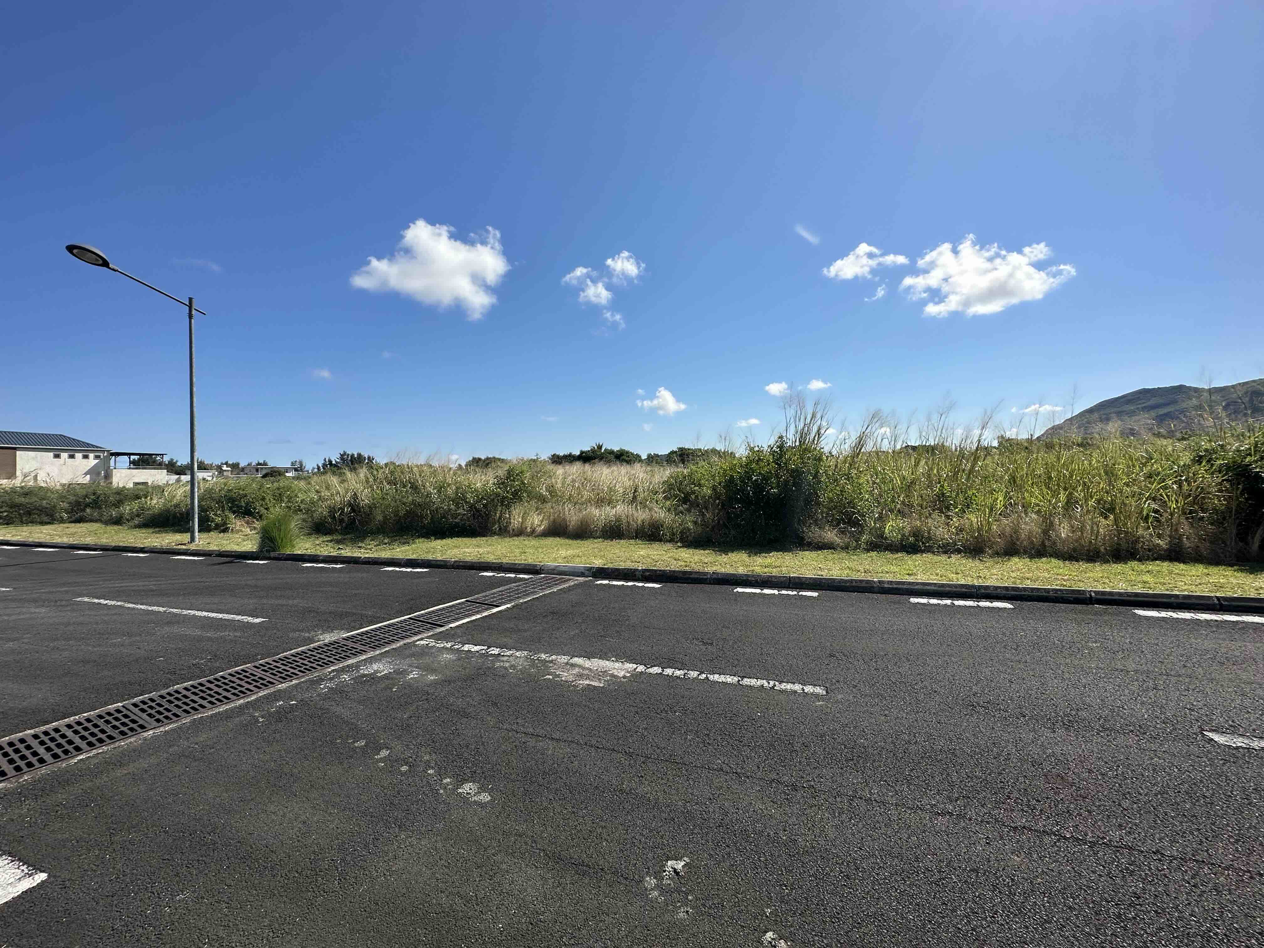 RESIDENTIAL LAND FOR SALE PIERREFONDS RIVERSIDE