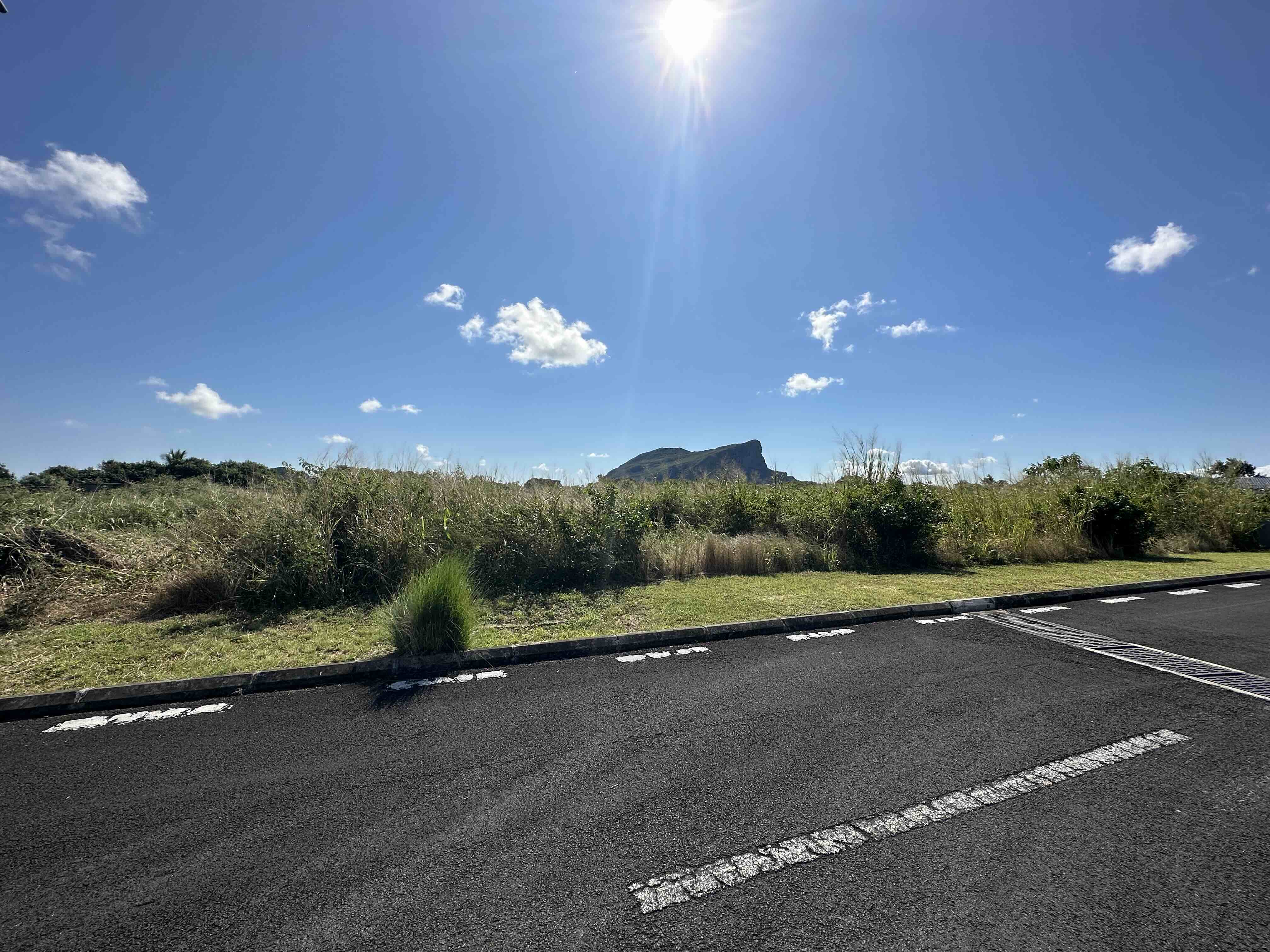 RESIDENTIAL LAND FOR SALE PIERREFONDS RIVERSIDE