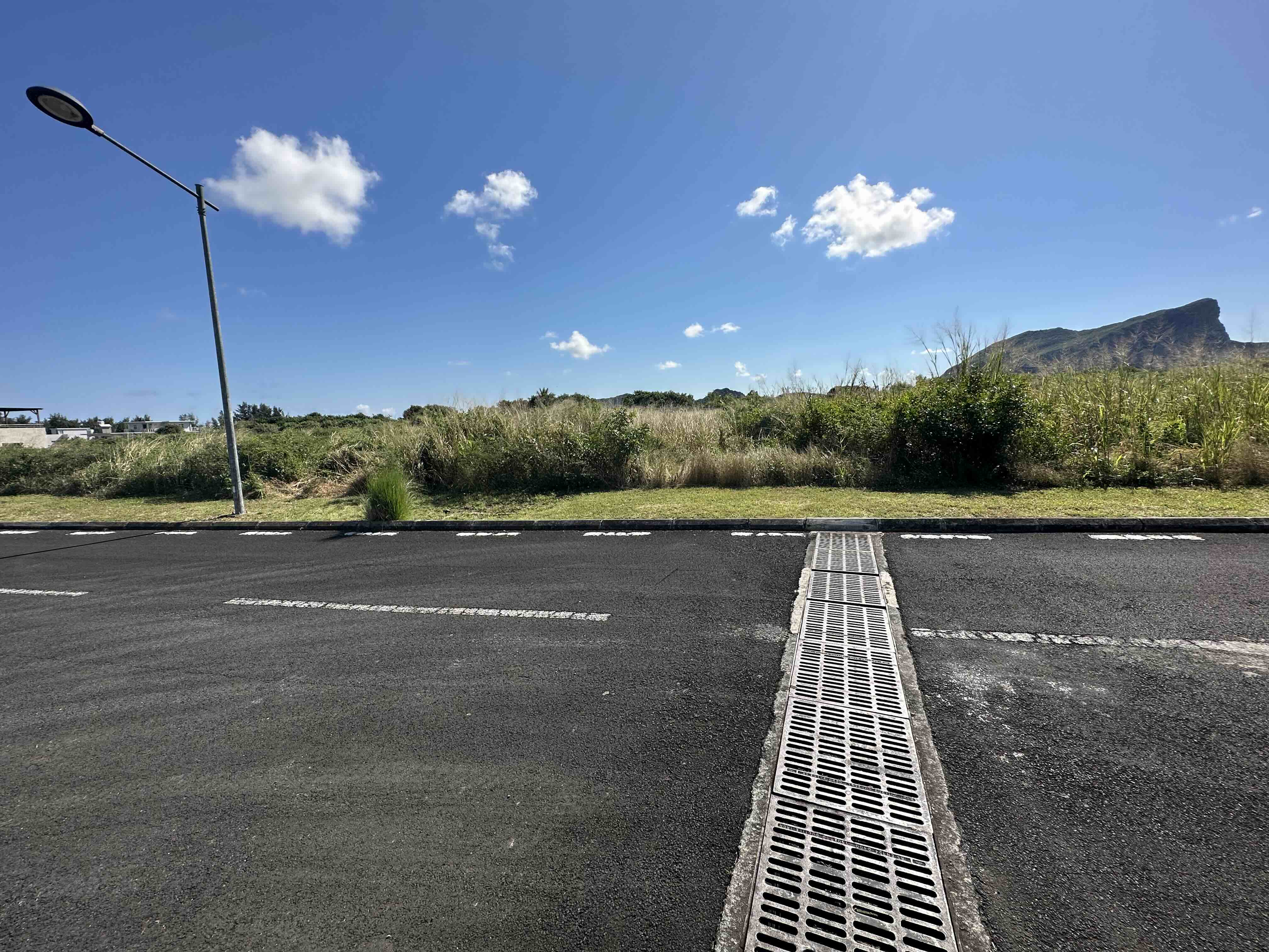 RESIDENTIAL LAND FOR SALE PIERREFONDS RIVERSIDE