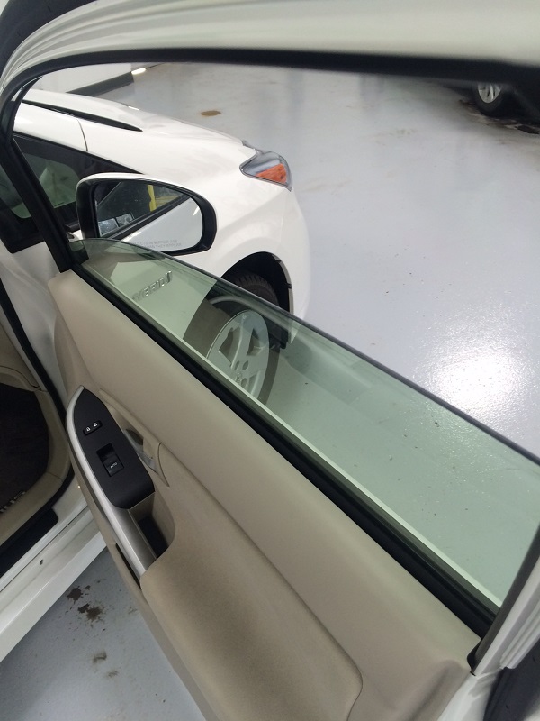 Initializing Toyota and Lexus automatic windows a simple procedure