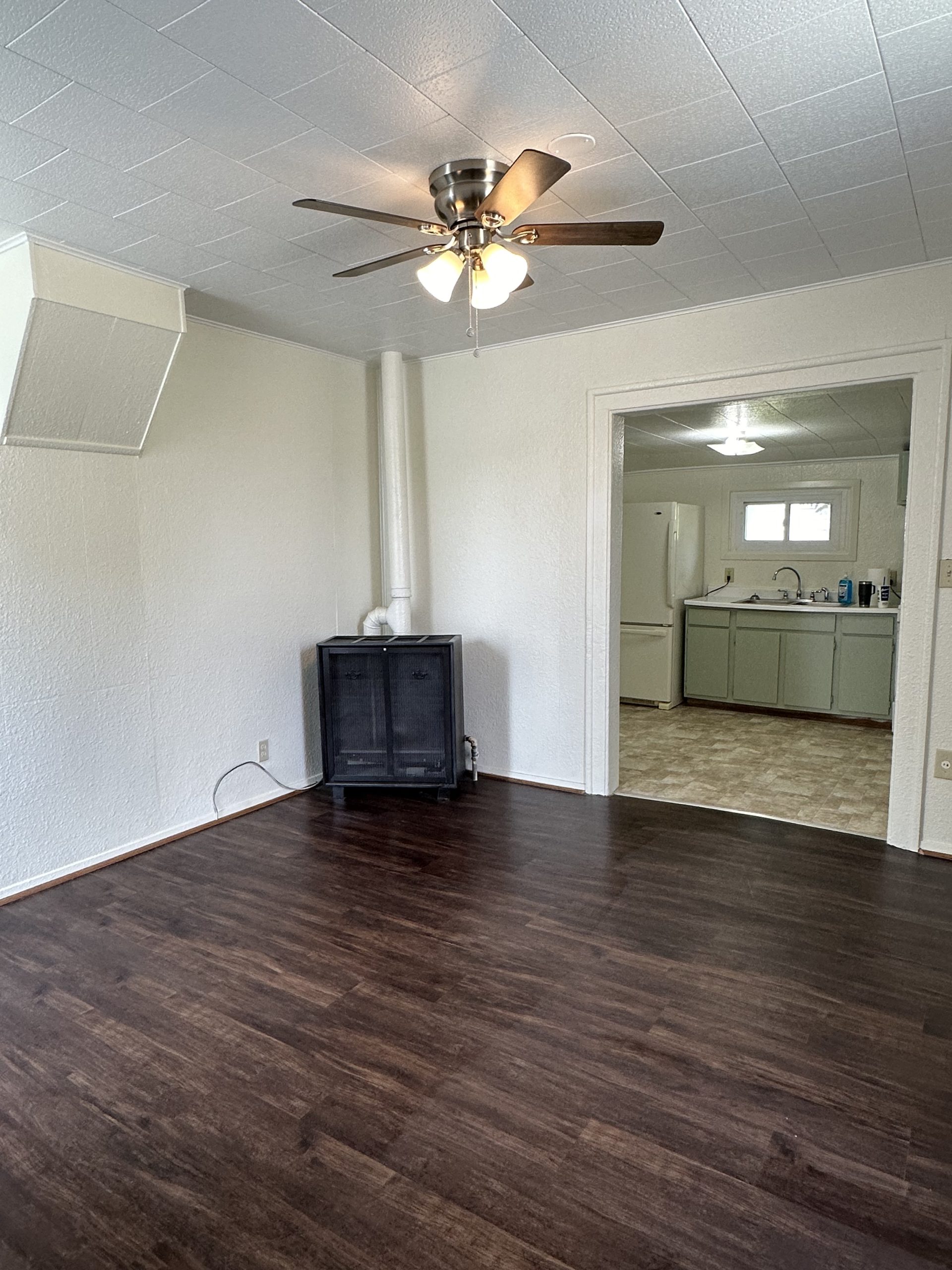 411 2nd Ave SE PENDING Carstens Properties