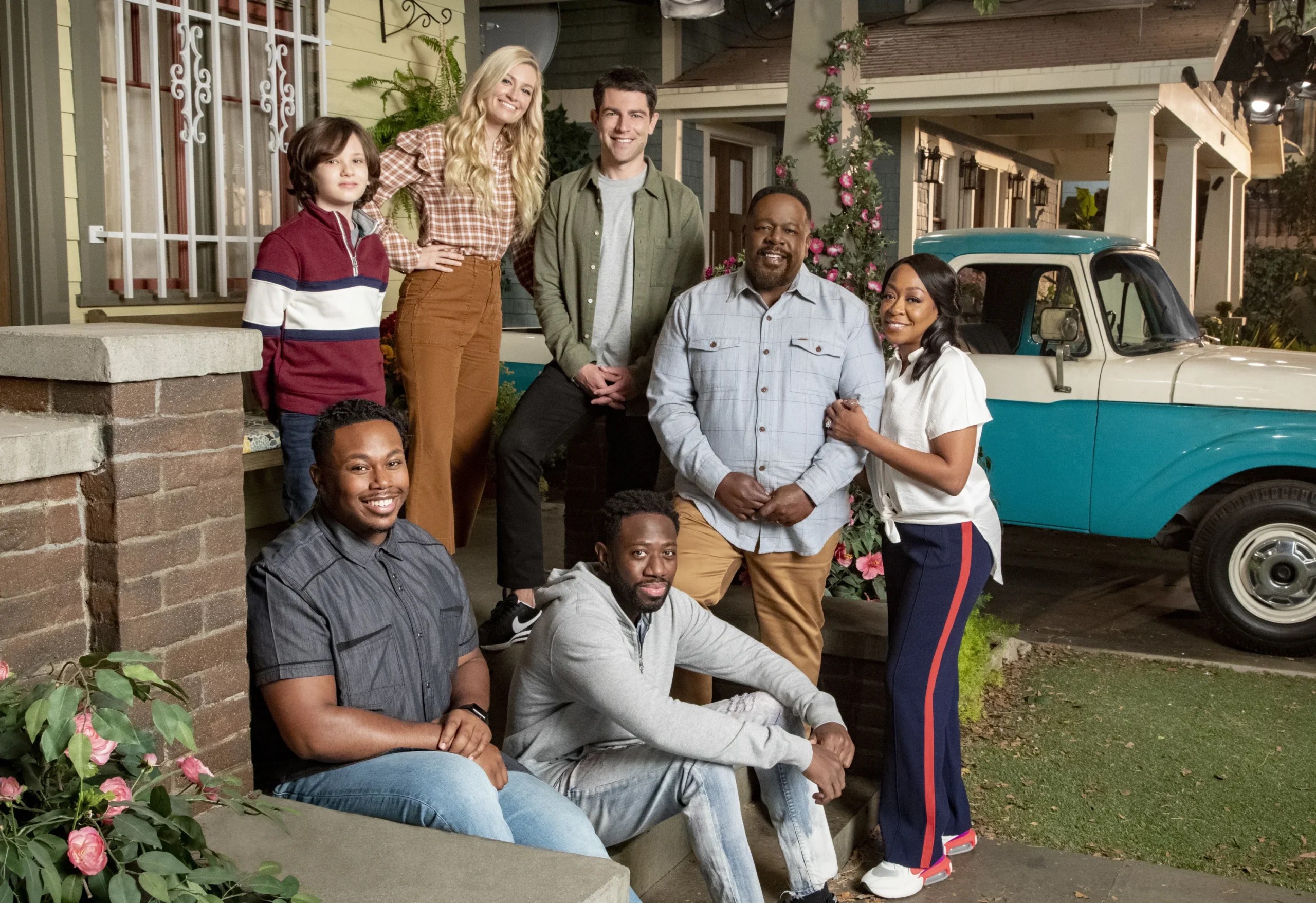 the neighborhood The Neighborhood season 5 premiere date hopes on CBS