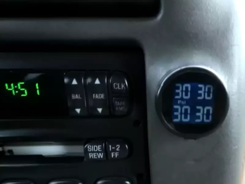 How to Install a Tire Pressure Sensor? - Car Triton