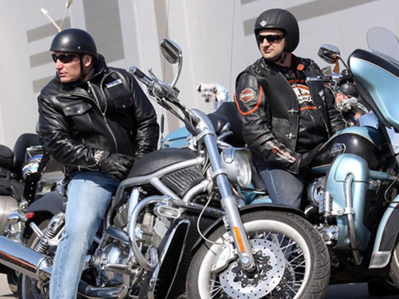 How to Have that Awesome Biker Outfit Car Reviews & Rumors 2024