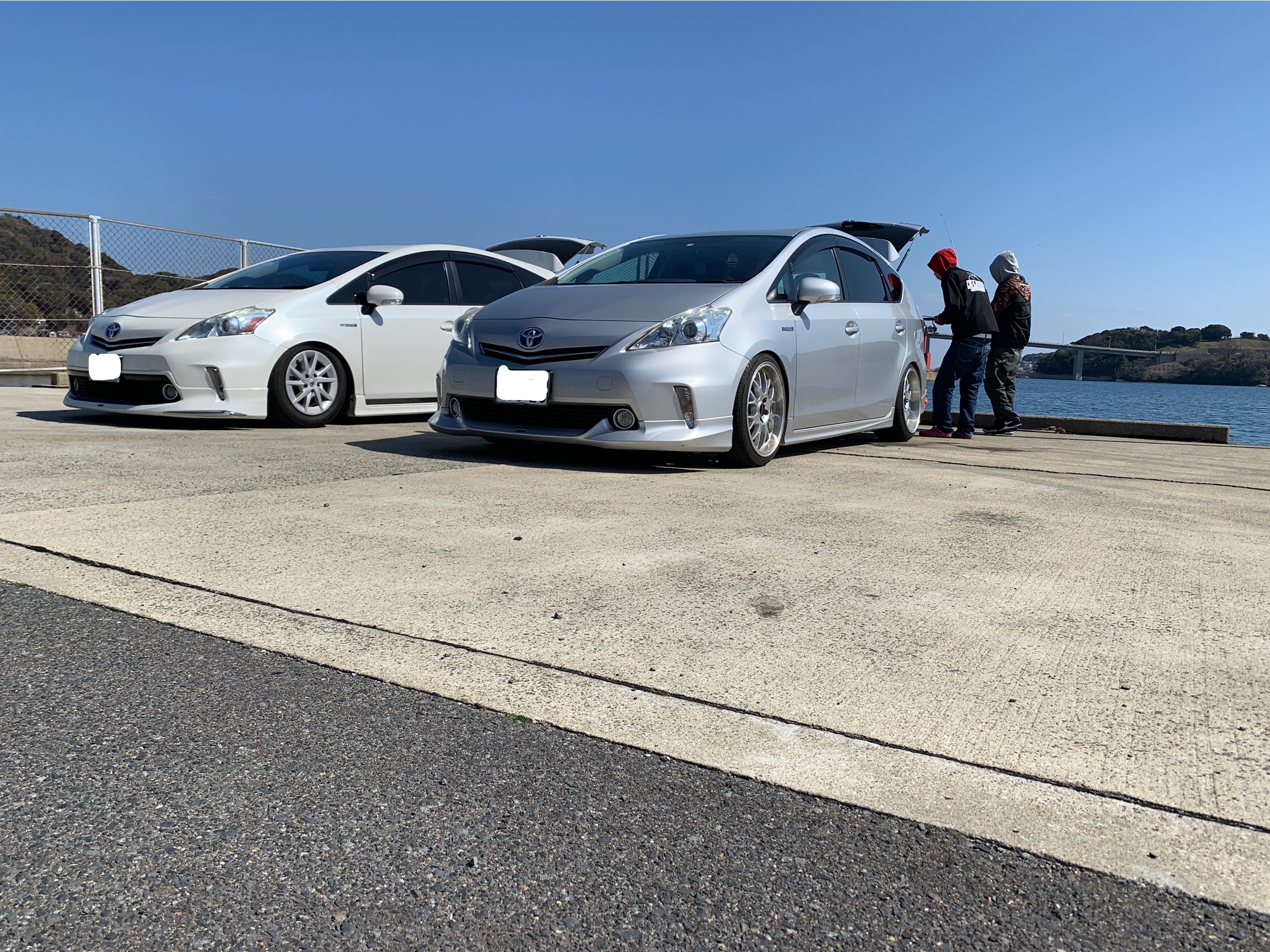 プリウスαのプリウスα・釣り・譲ってください・ツーリングホイールに関するカスタム事例 先日は海釣りへいい釣果は得ず…釣り仕様へとなってきた