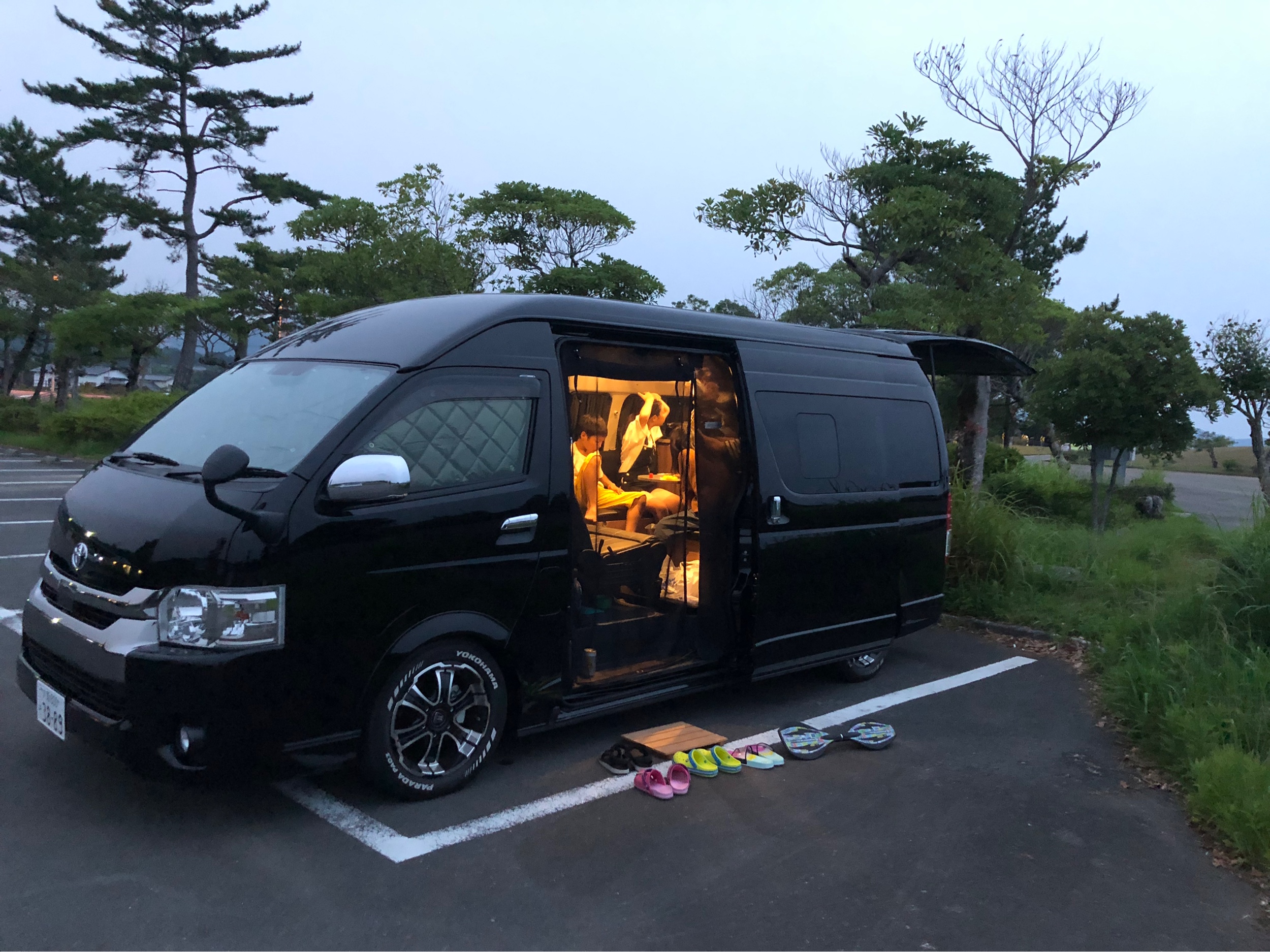 トヨタ ハイエースを華麗にカスタム！by バンダライズ (2019/06/22) サーファー御用達の ビオスおおがた で車中泊^ ^高知県