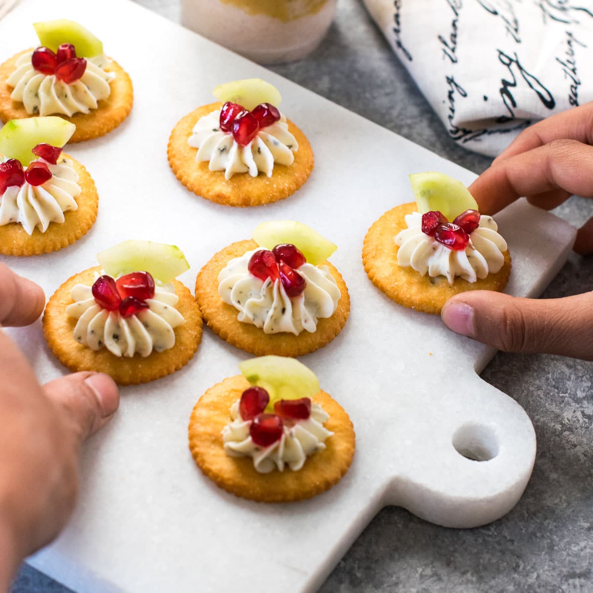 10 Minute Cucumber Cream Cheese Cracker Carve Your Craving