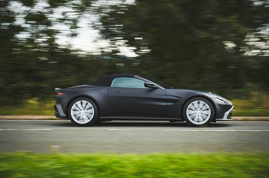 Pictures revealed new Aston Martin Vantage Roadster carwow