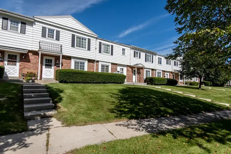 Port Washington Cary Rentals